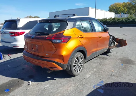 2021 Nissan Kicks Sv Xtronic Cvt z USA, uszkodzony, nr VIN 3N1CP5CV2ML547800